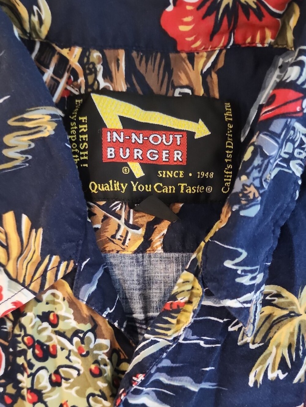 Vintage In-N-Out Burger🍟 Hawaiian Aloha Shirt - Rare Scenic Cali Print. Y2K NOS